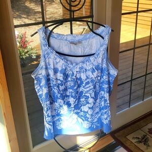 Jones New York Sport‎ Sz. 2X white & Blue floral sleeveless top